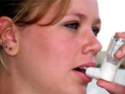 Early weight gain 'ups asthma risk'